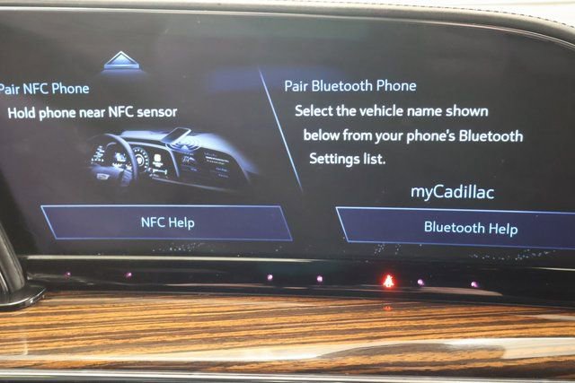 Used 2021 Cadillac Escalade ESV Premium Luxury image 24