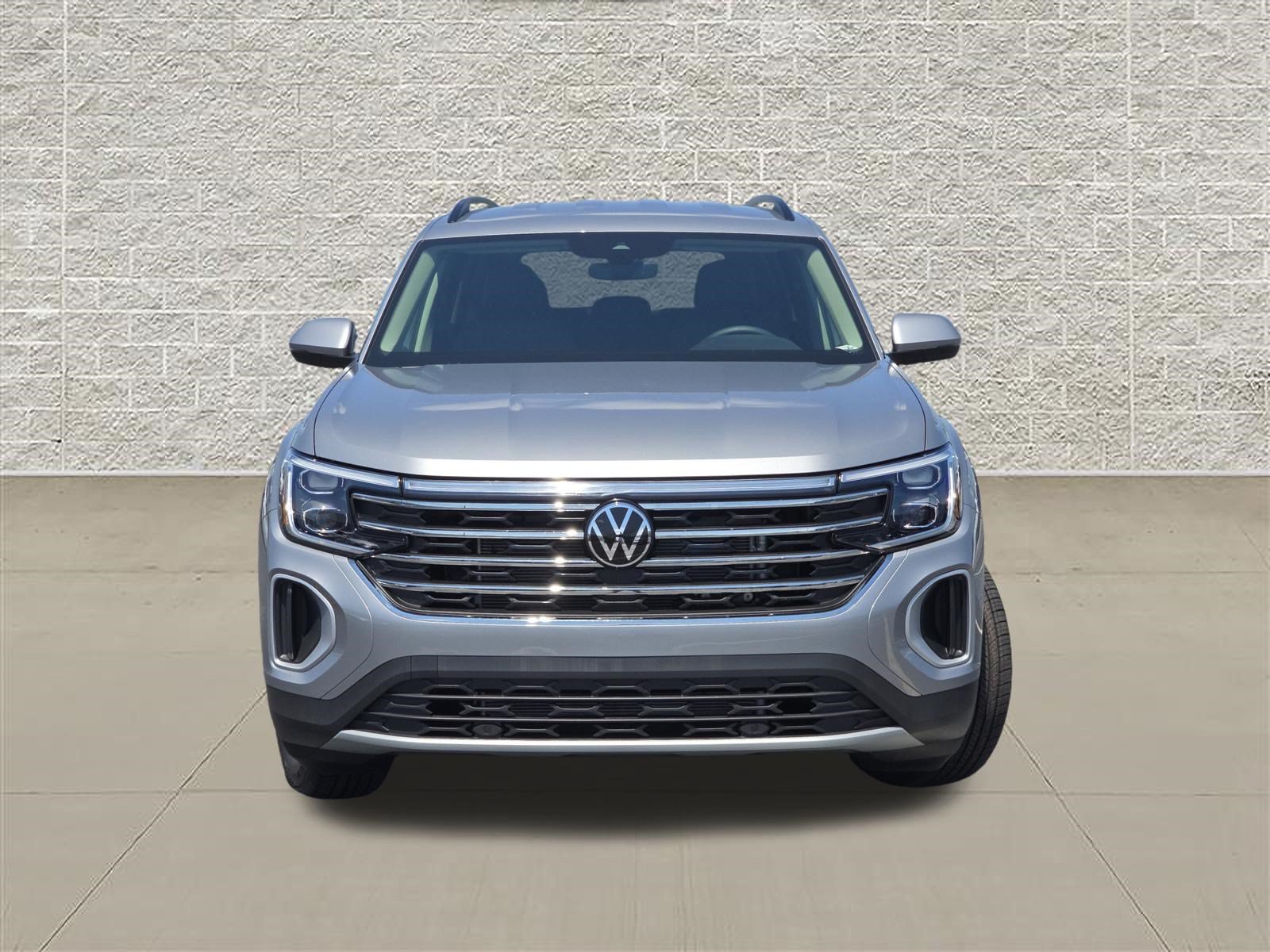New 2026 Volkswagen Atlas SE AWD/4WD image 2