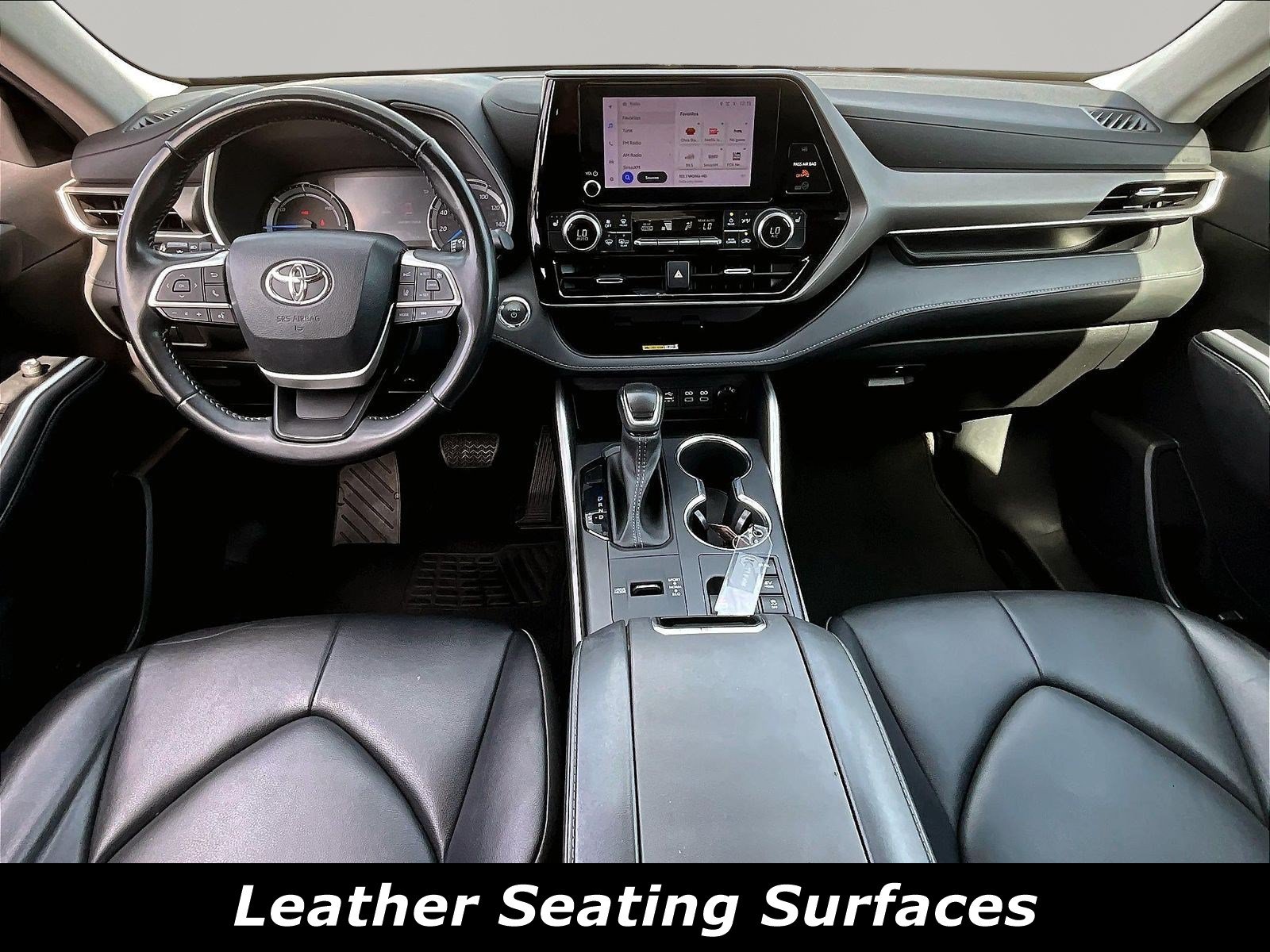 Used 2023 Toyota Highlander XLE AWD/4WD image 7