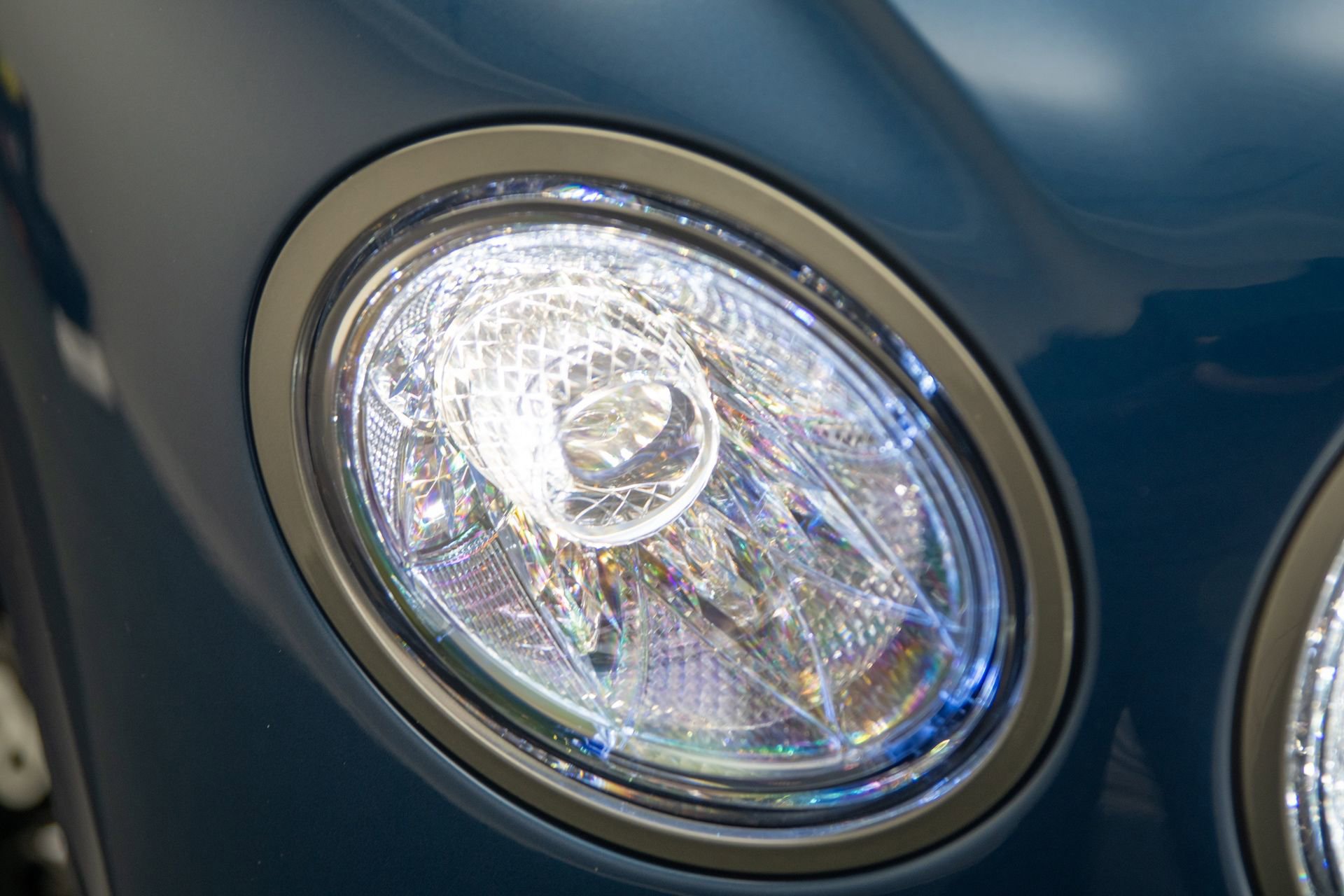 New 2026 Bentley Flying Spur Plug-In Hybrid image 44