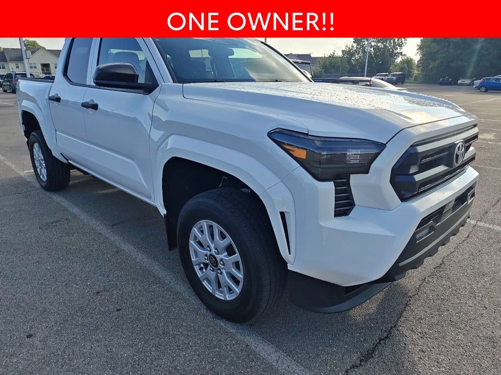 Used 2024 Toyota Tacoma SR AWD/4WD image 3