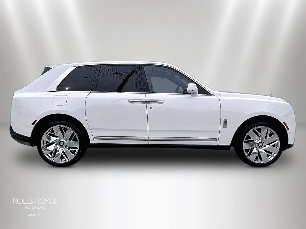 New 2026 Rolls-Royce Cullinan AWD/4WD image 13