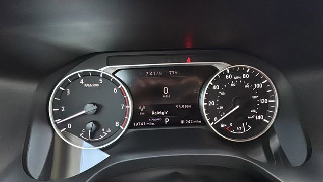 Used 2023 Nissan Rogue SV w/ SV Premium B Package FWD image 14