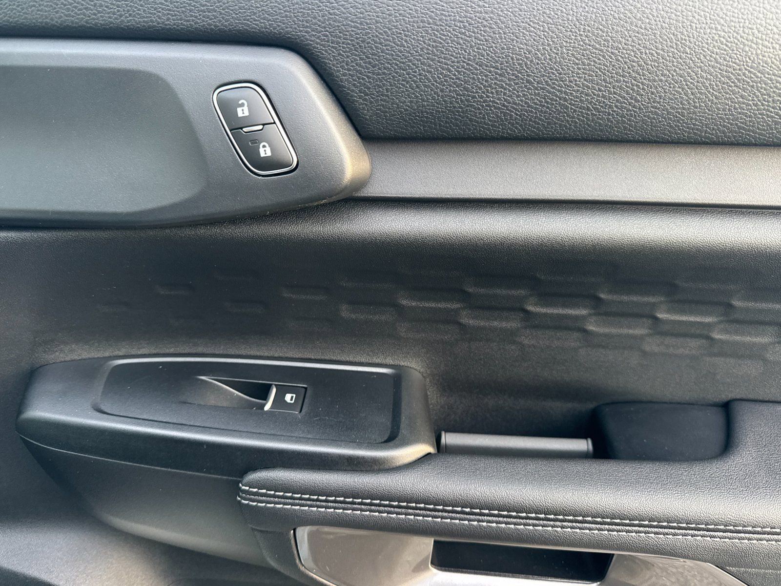 New 2025 Ford Ranger XLT w/ FX4 Off-Road Package image 18
