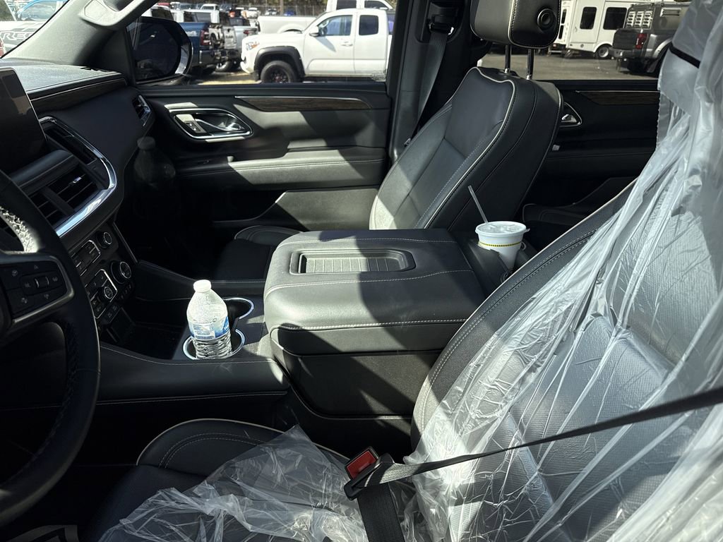 Used 2023 Chevrolet Suburban Premier w/ Max Trailering Package image 8