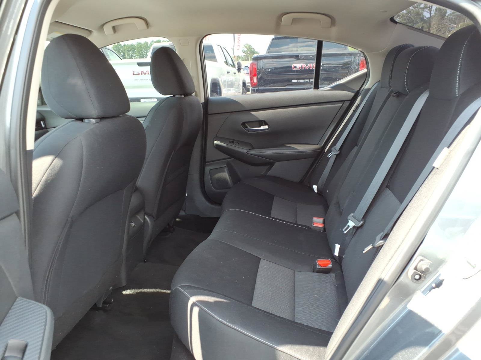 Used 2021 Nissan Sentra SV FWD image 21