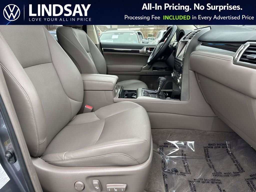 Used 2017 Lexus GX 460 image 12
