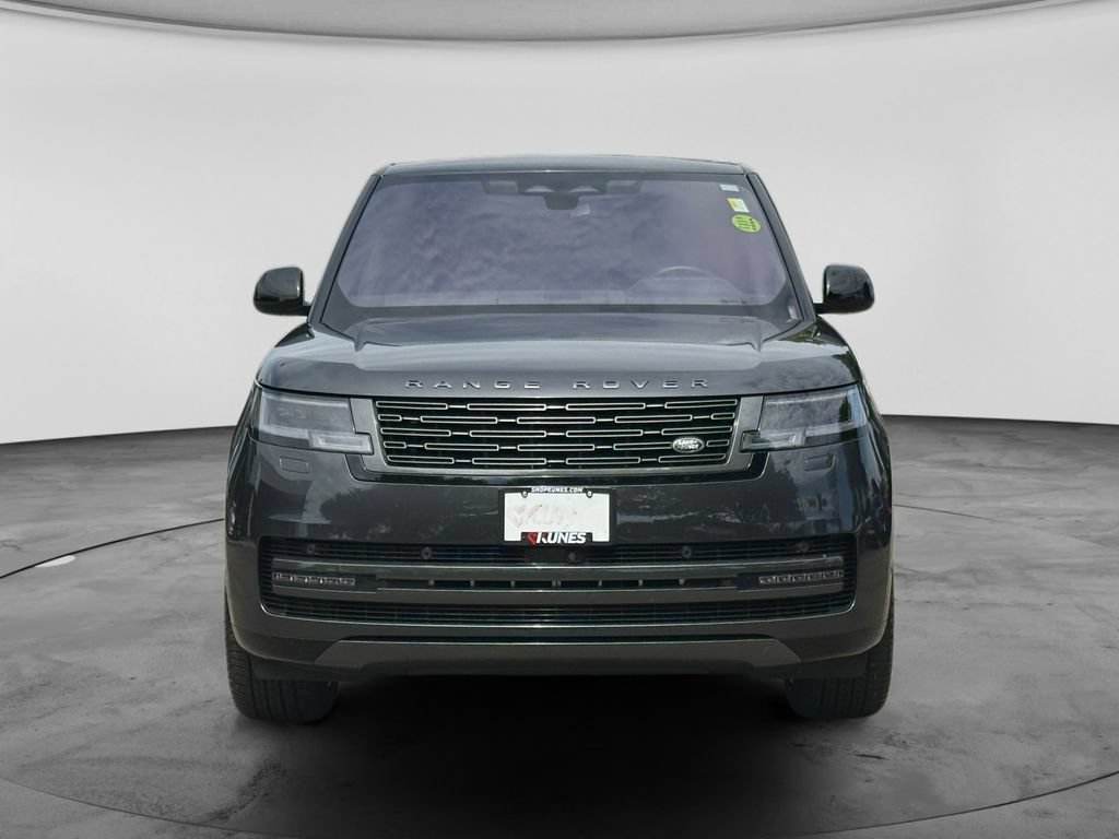 Used 2023 Land Rover Range Rover SE AWD/4WD image 2