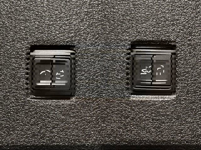 Used 2023 Audi RS Q8 image 31