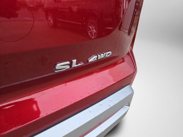 Used 2022 Nissan Pathfinder SL AWD/4WD image 38