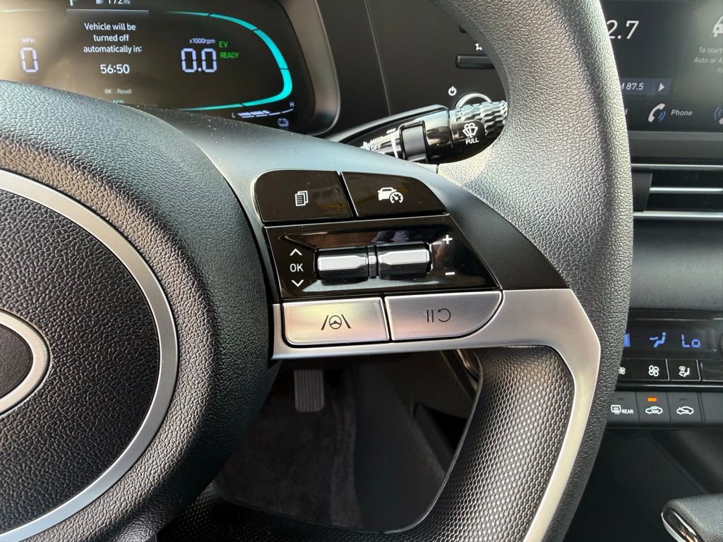 Used 2026 Hyundai Elantra Blue image 39