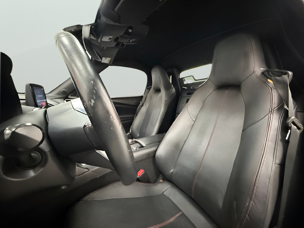 Used 2019 MAZDA MX-5 Miata Grand Touring w/ GT-S Package RWD image 11