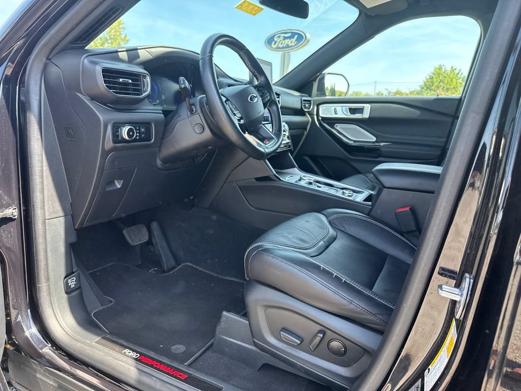 Used 2022 Ford Explorer ST w/ Equipment Group 401A AWD/4WD image 12