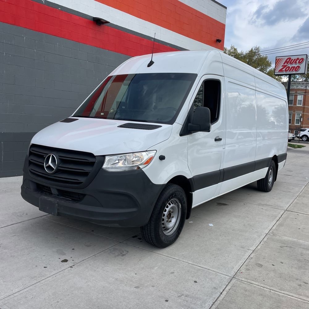 Used 2020 Mercedes-Benz Sprinter 2500 image 2