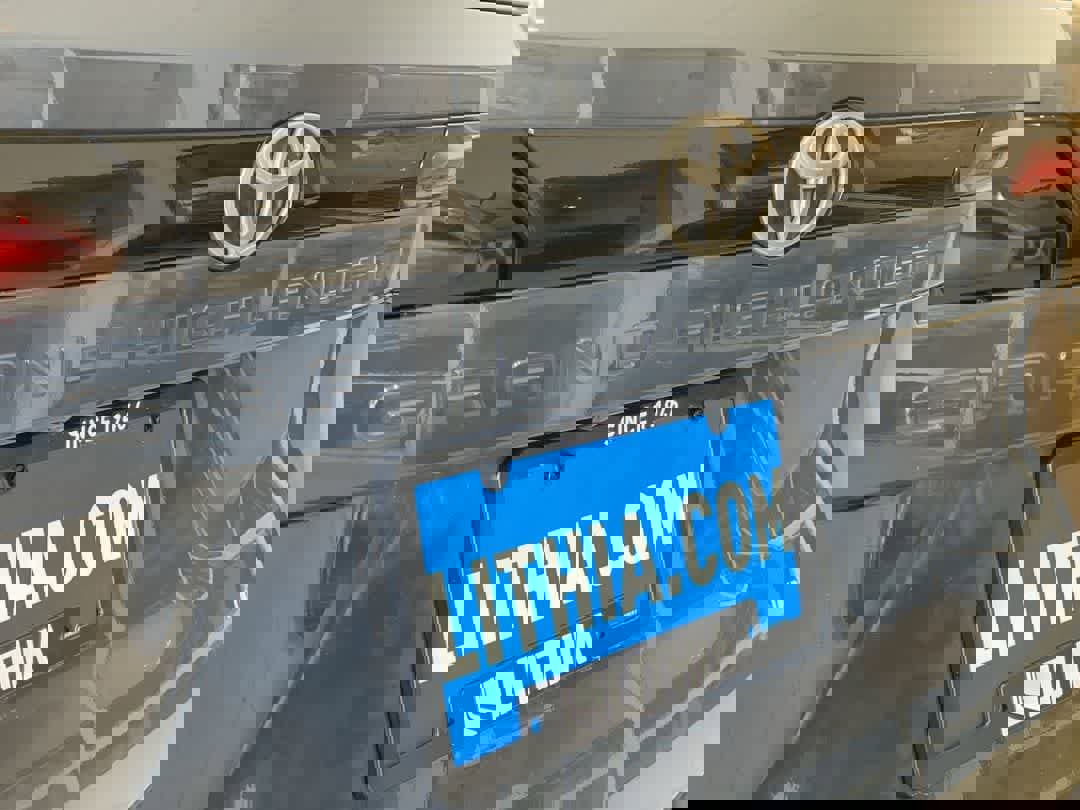 Used 2025 Toyota Grand Highlander AWD Hybrid image 12