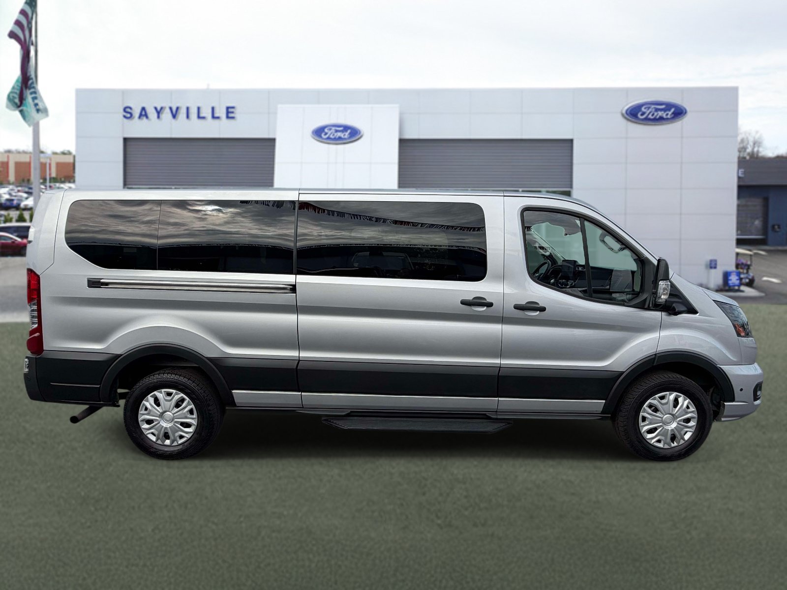 Used 2026 Ford Transit 350 XLT RWD image 5