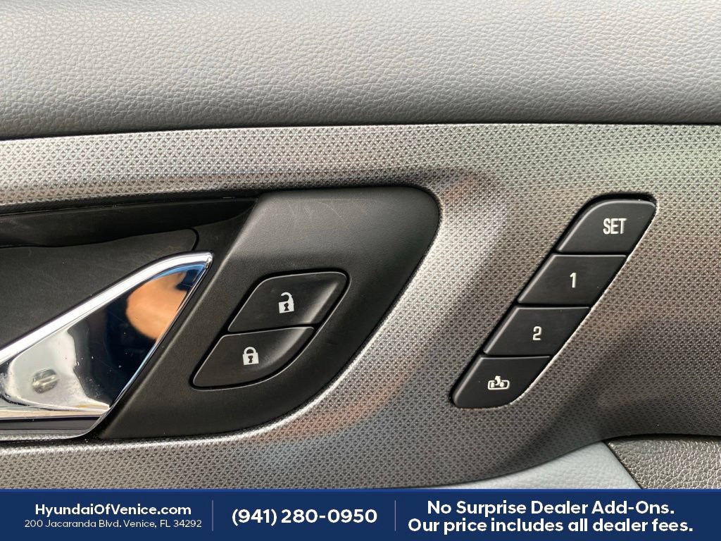 Used 2019 Chevrolet Traverse Premier w/ Driver Confidence II Package FWD image 9