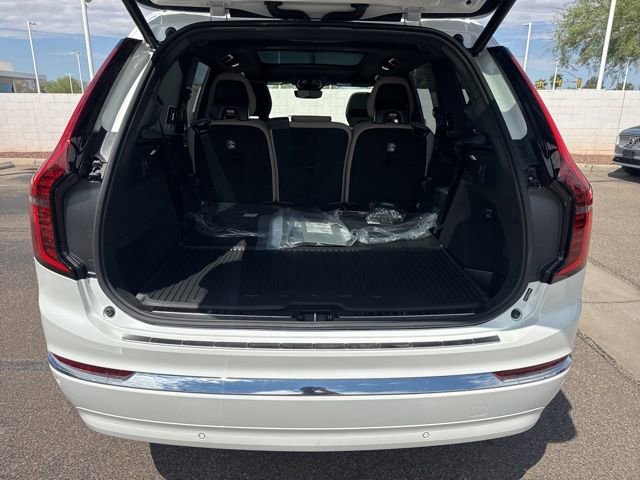 New 2026 Volvo XC90 B6 Plus w/ Protection Package Premier image 6