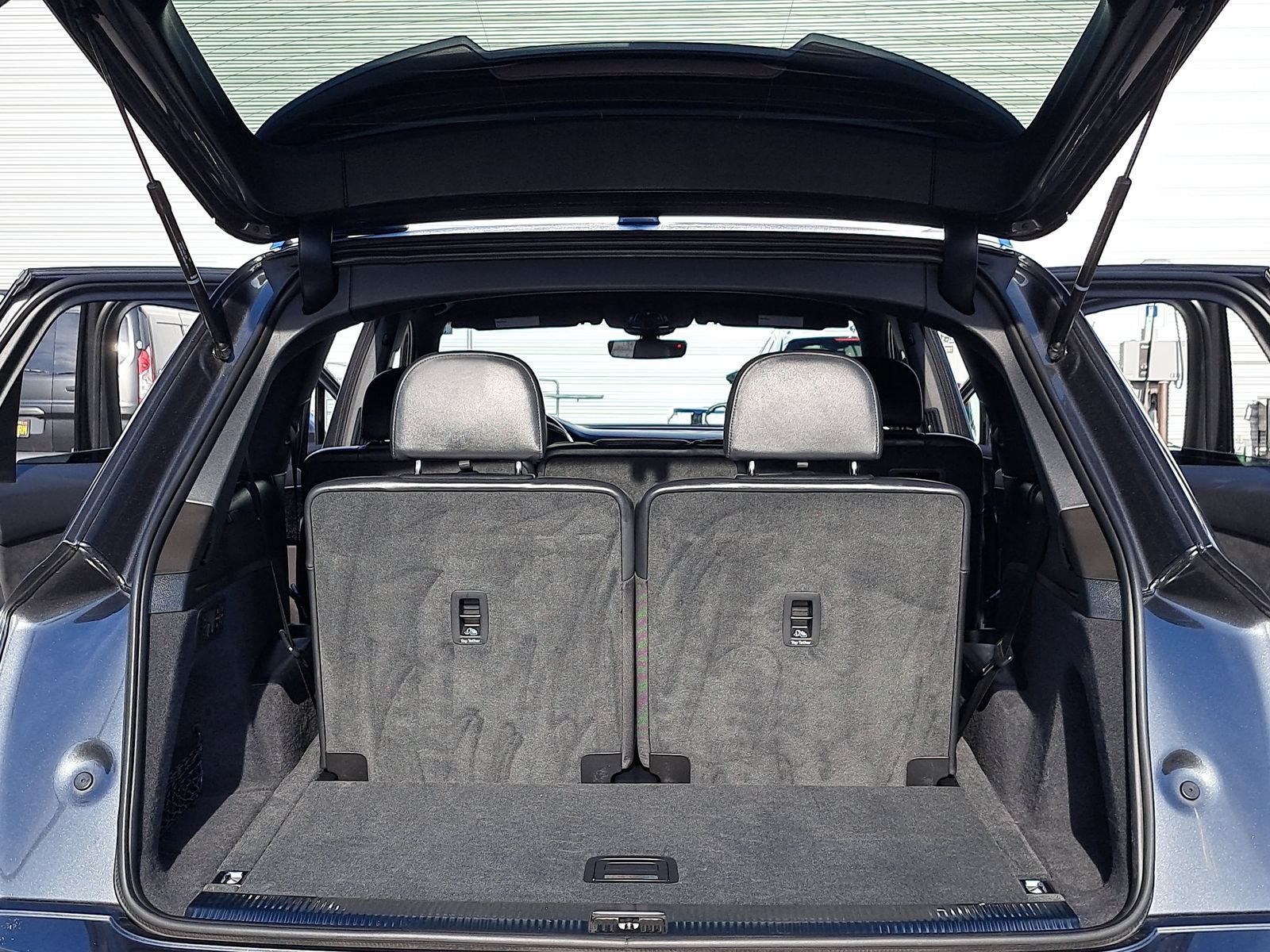 Used 2024 Audi SQ7 Premium Plus AWD/4WD image 13