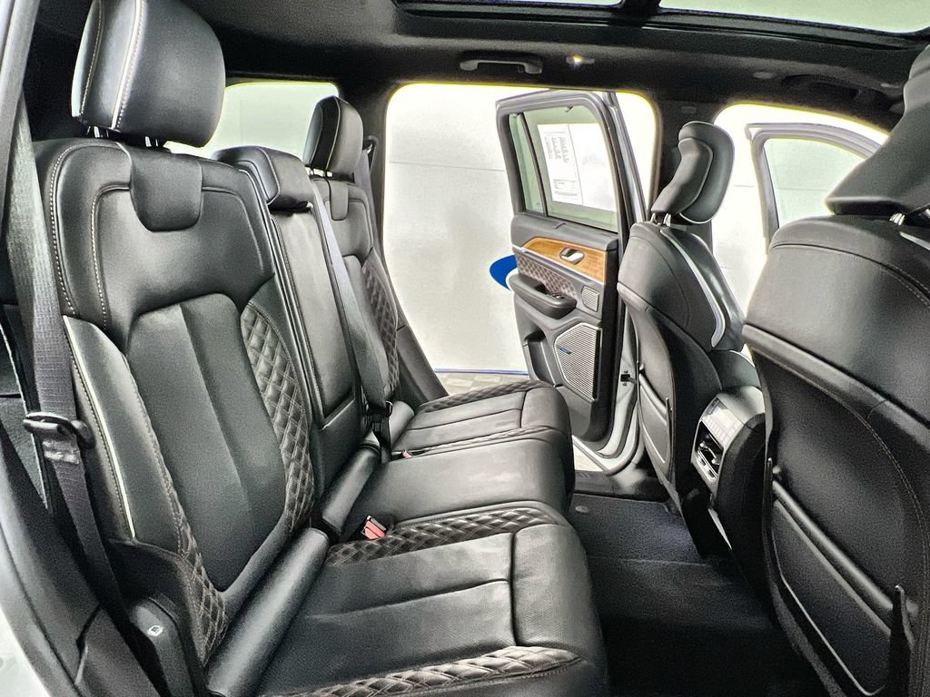 Used 2022 Jeep Grand Cherokee Summit AWD/4WD image 28