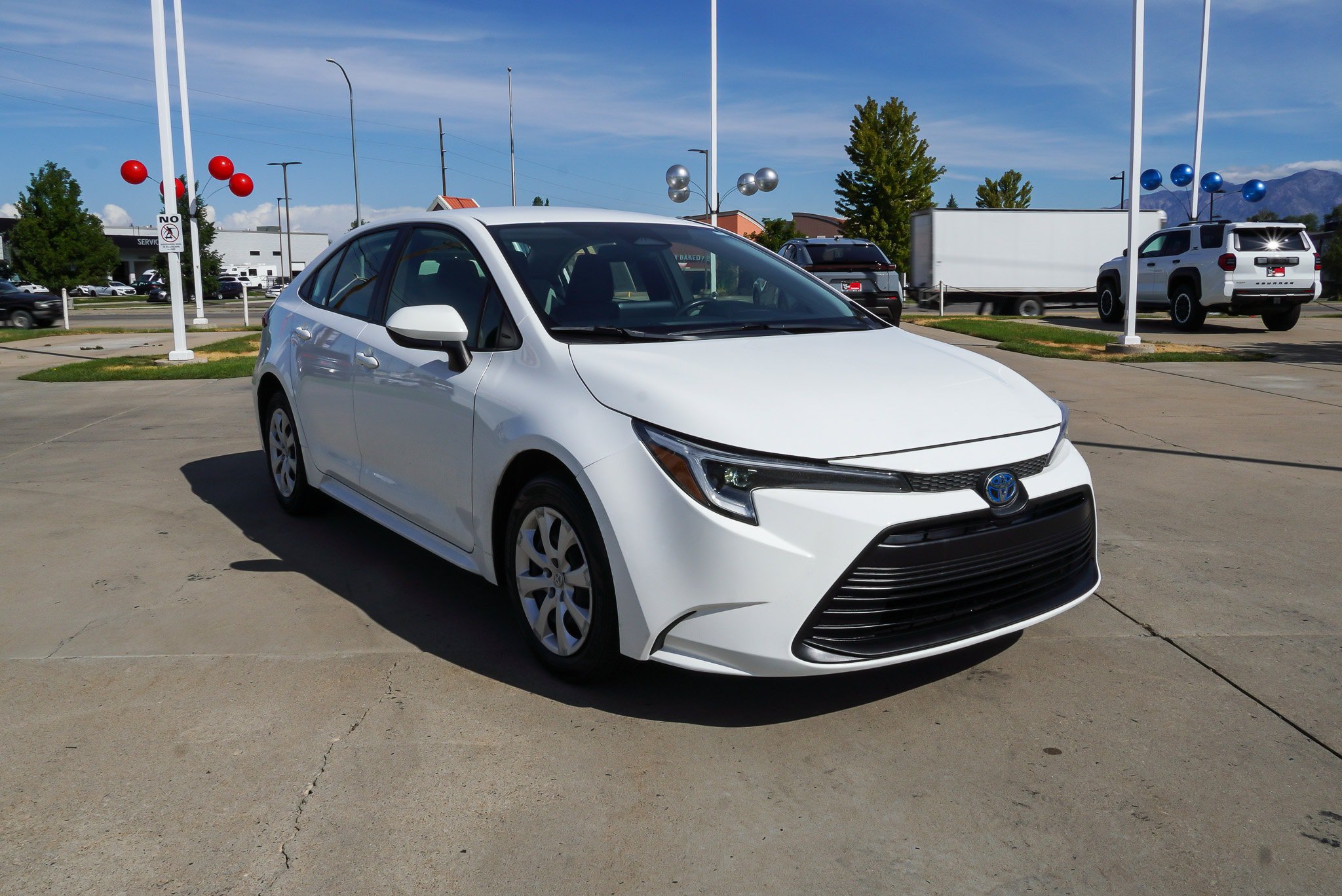 Certified 2024 Toyota Corolla LE FWD image 2