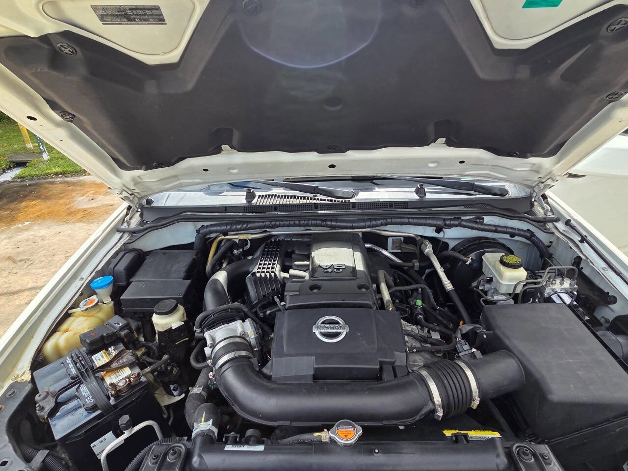 Used 2015 Nissan Frontier PRO-4X w/ Pro-4x Luxury Package image 19