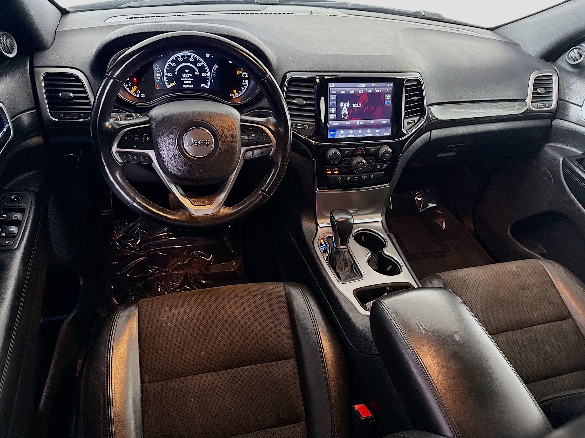 Used 2019 Jeep Grand Cherokee Altitude image 17