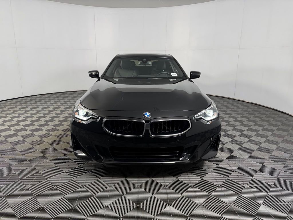 Used 2023 BMW 230i Coupe w/ Convenience Package image 5