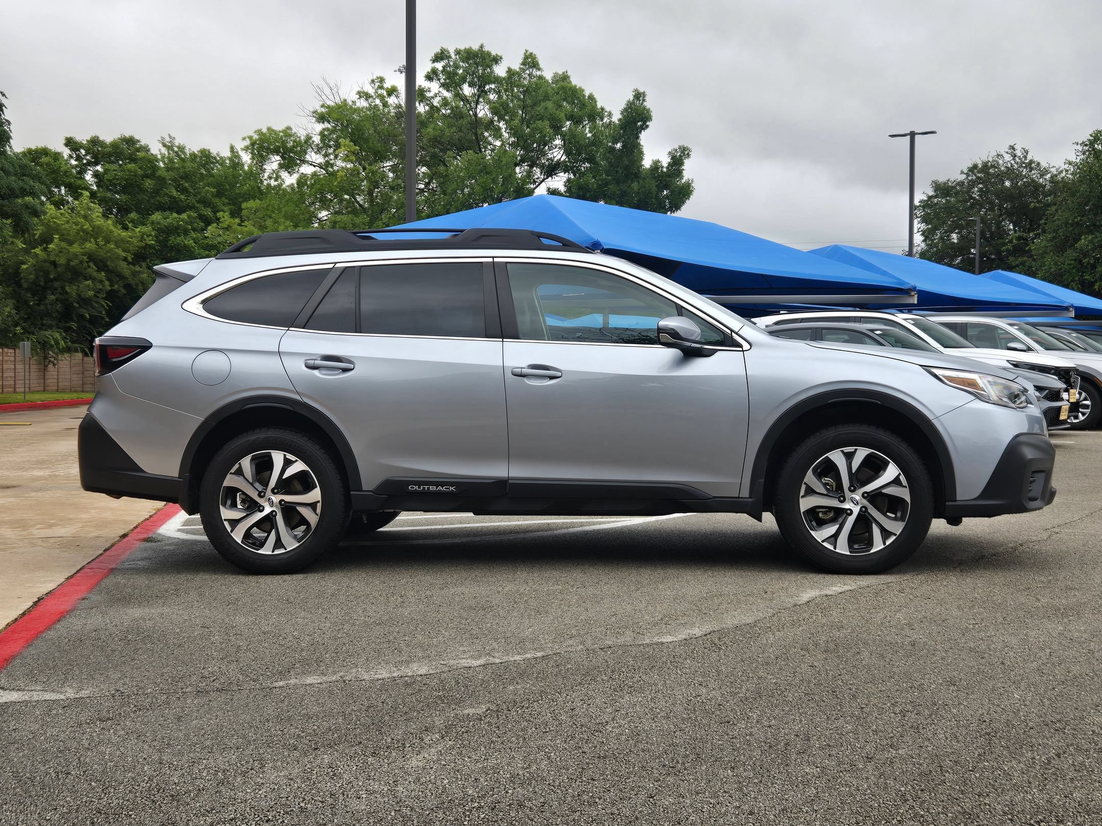 Used 2022 Subaru Outback Limited XT w/ Popular Package #2 AWD/4WD video 2