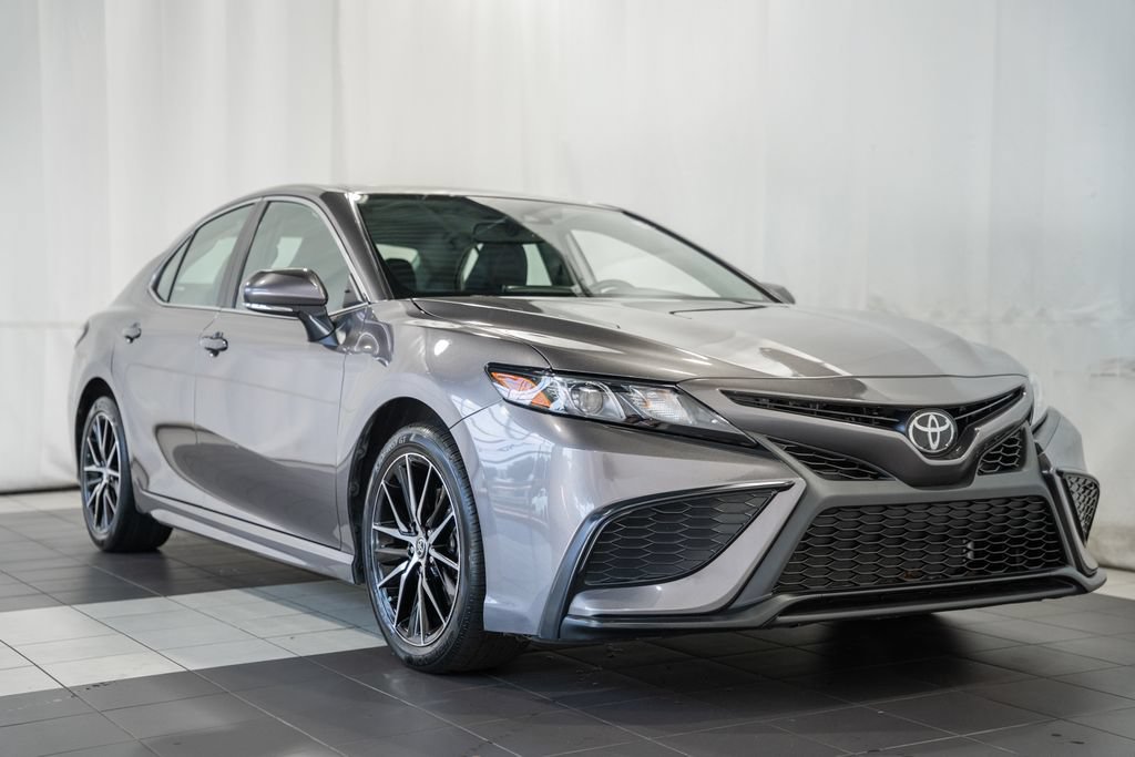 Used 2024 Toyota Camry SE w/ Cold Weather Package
