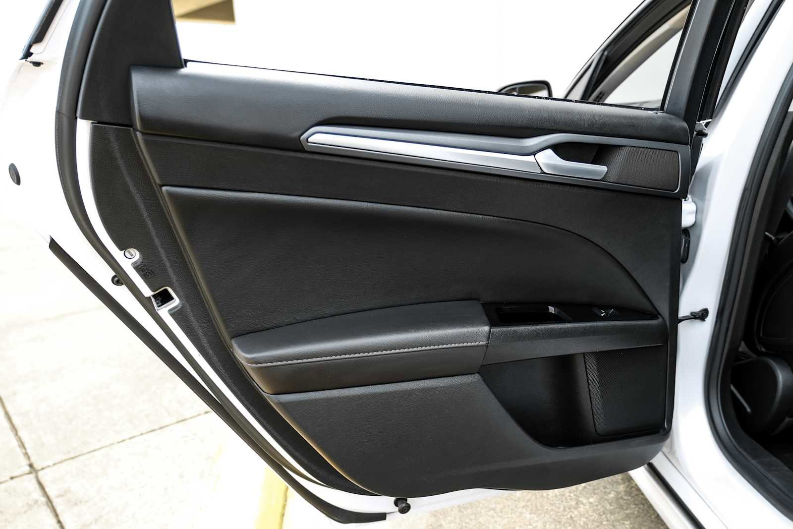 Used 2014 Ford Fusion Energi Titanium image 44