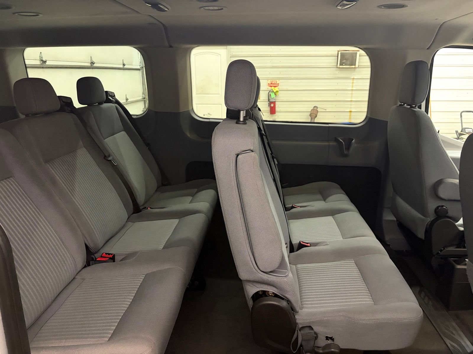 Used 2015 Ford Transit 150 XLT RWD image 32