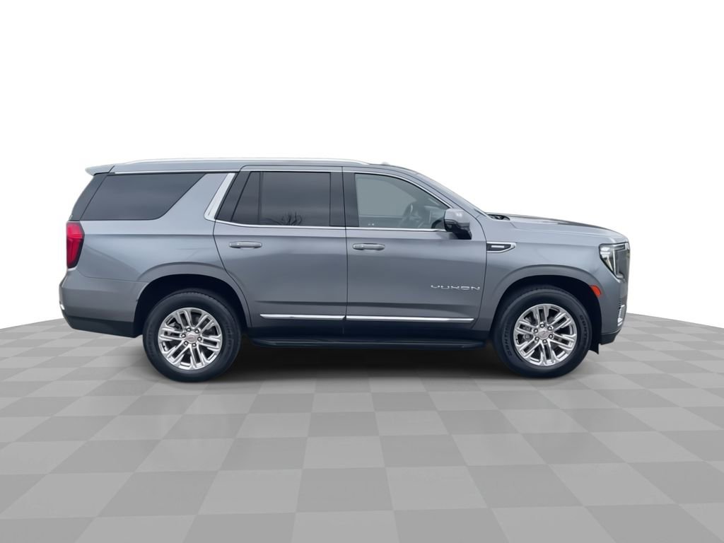 Used 2021 GMC Yukon SLT w/ SLT Premium Package image 9