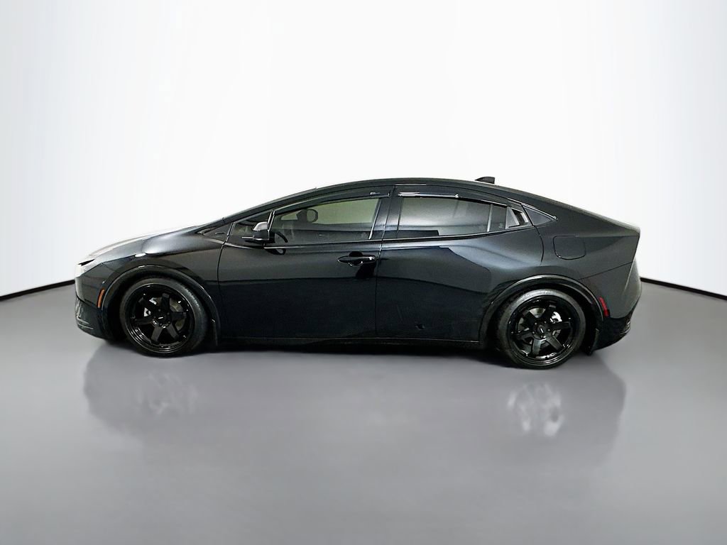 Used 2024 Toyota Prius XLE image 8