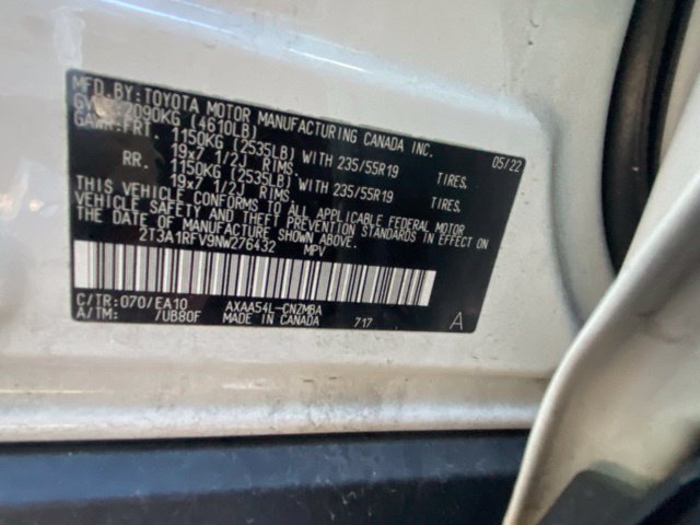 Used 2022 Toyota RAV4 XLE Premium AWD/4WD image 7