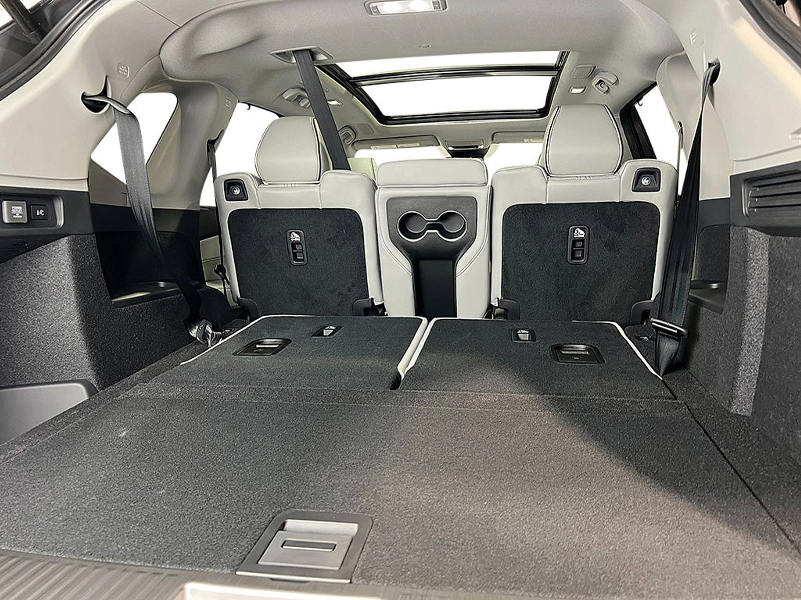 New 2026 Acura MDX SH-AWD w/ Advance Package image 31