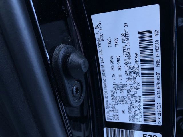 Certified 2021 Toyota Tacoma TRD Off-Road w/ Technology Package AWD/4WD image 24