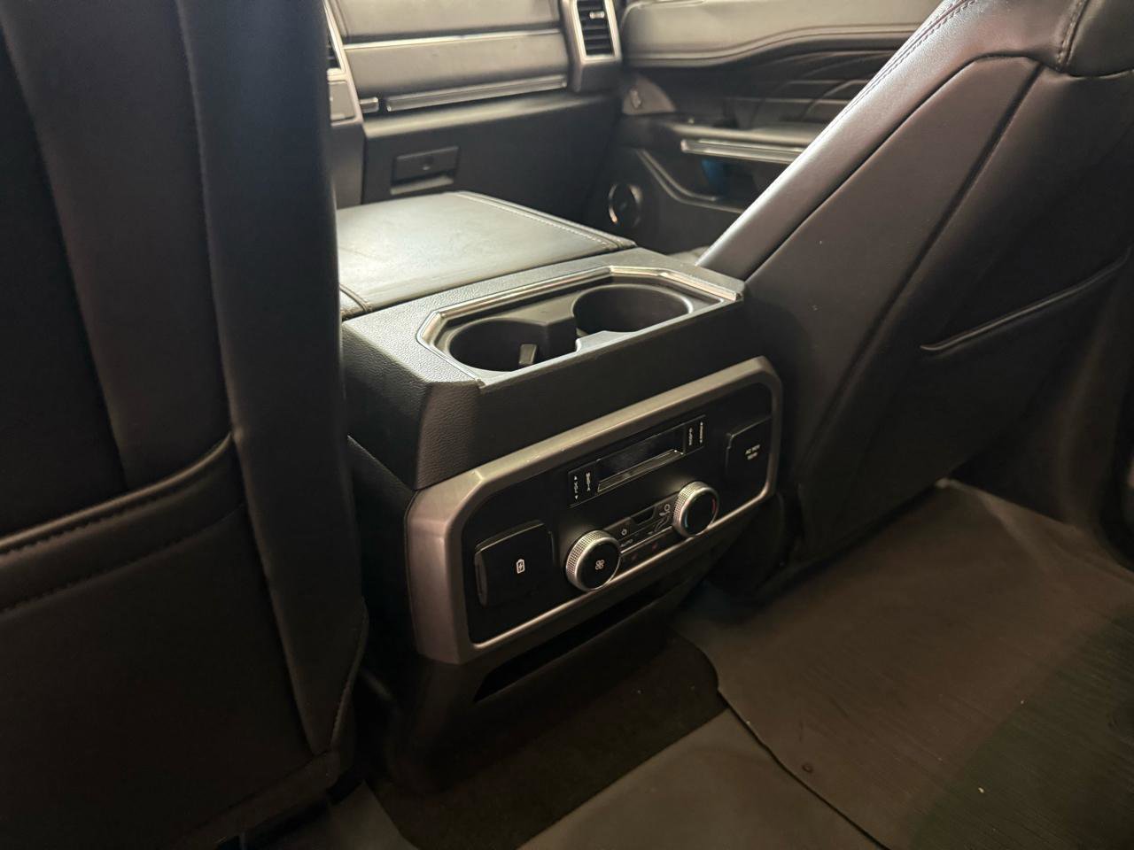 Used 2019 Ford Expedition Platinum AWD/4WD image 22