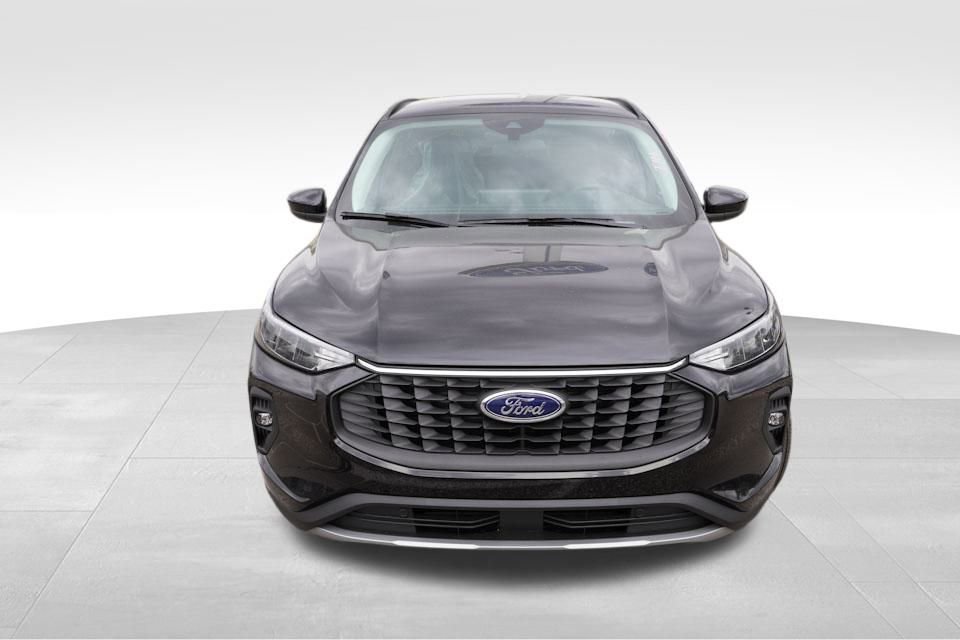 New 2026 Ford Escape SE w/ Class II Trailer Tow Package image 8