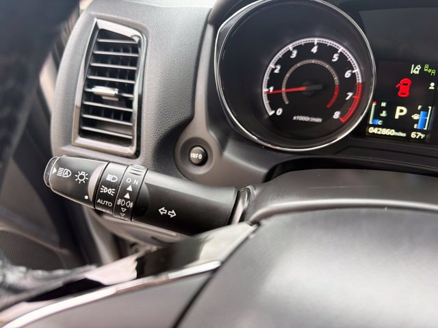 Used 2024 Mitsubishi Outlander Sport SE AWD/4WD image 26
