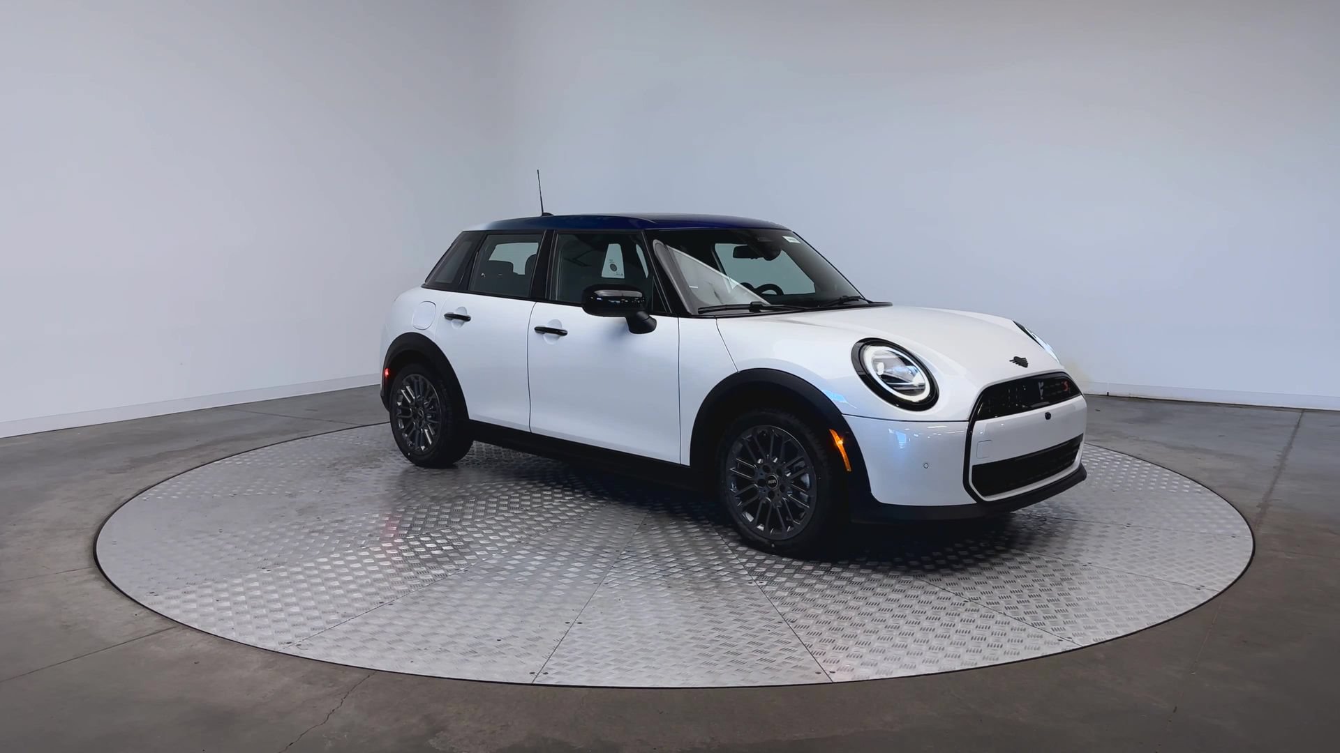 New 2027 MINI Cooper S FWD image 2