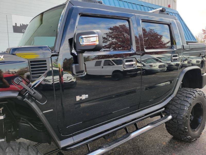 Used 2005 HUMMER H2 SUT w/ Preferred Equipment Group AWD/4WD image 13