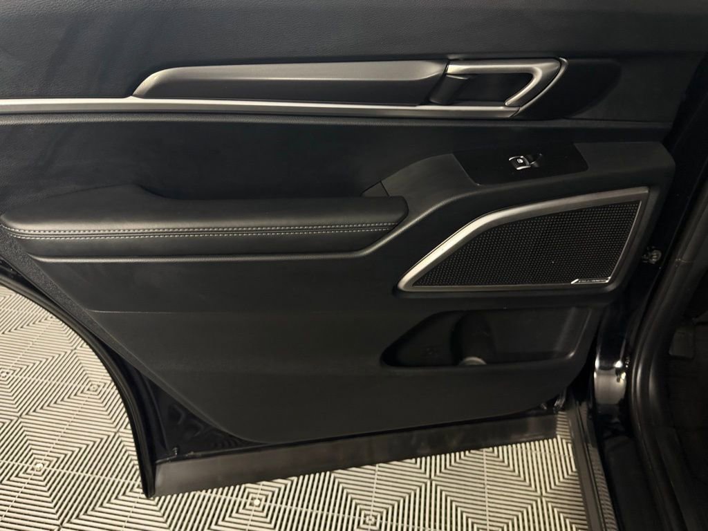 Used 2025 Kia Telluride S image 26