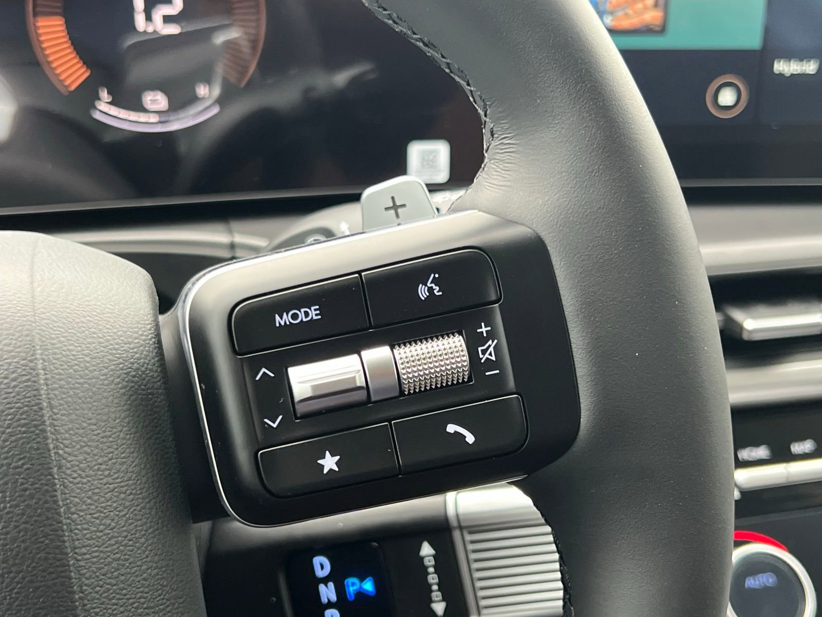 Used 2026 Hyundai Santa Fe SEL image 31