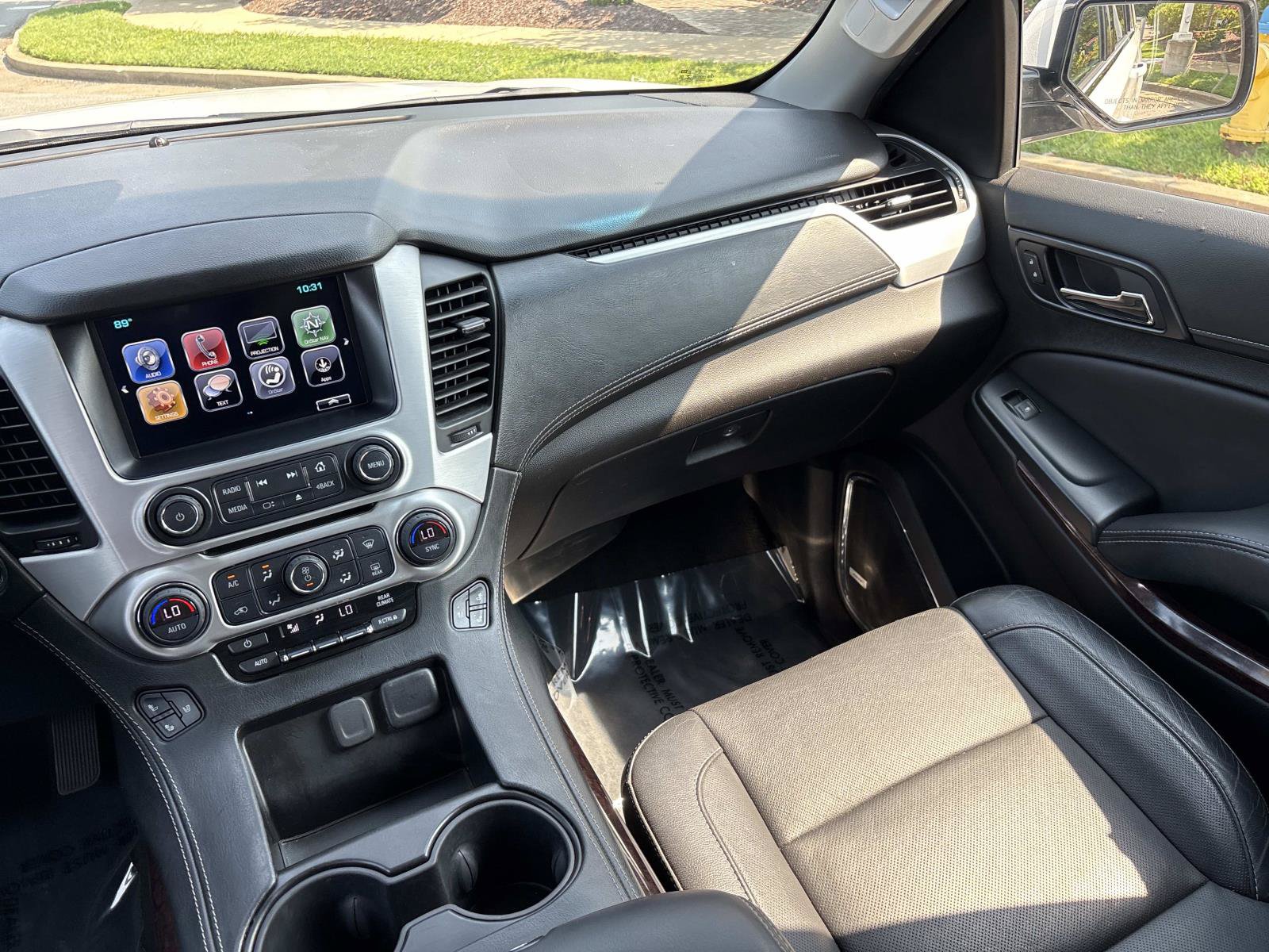 Used 2019 GMC Yukon SLT AWD/4WD image 30