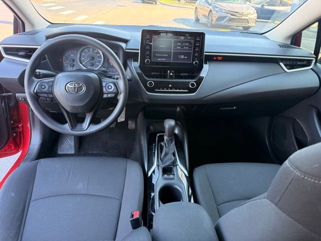 Used 2020 Toyota Corolla LE image 18