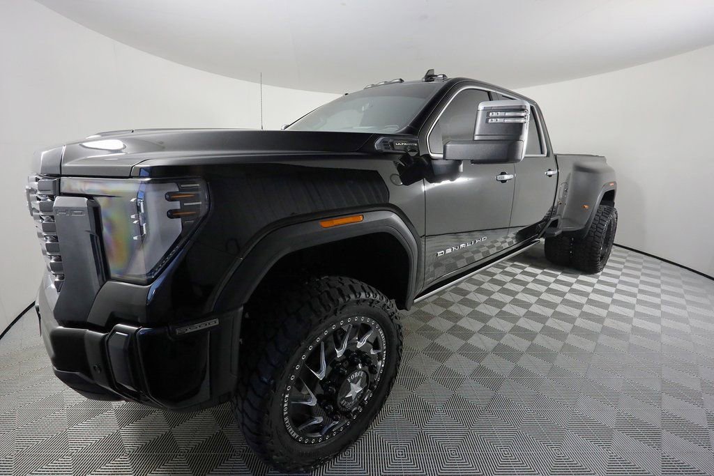 Used 2024 GMC Sierra 3500 Denali Ultimate image 46