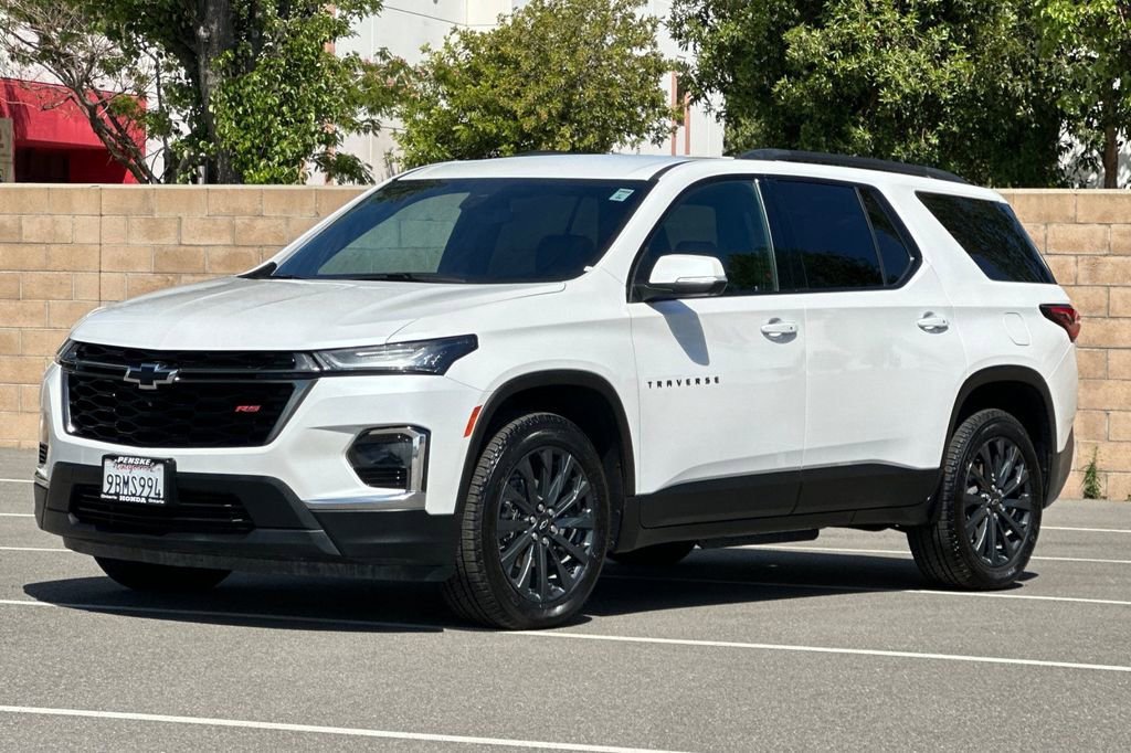 Used 2022 Chevrolet Traverse RS FWD image 8