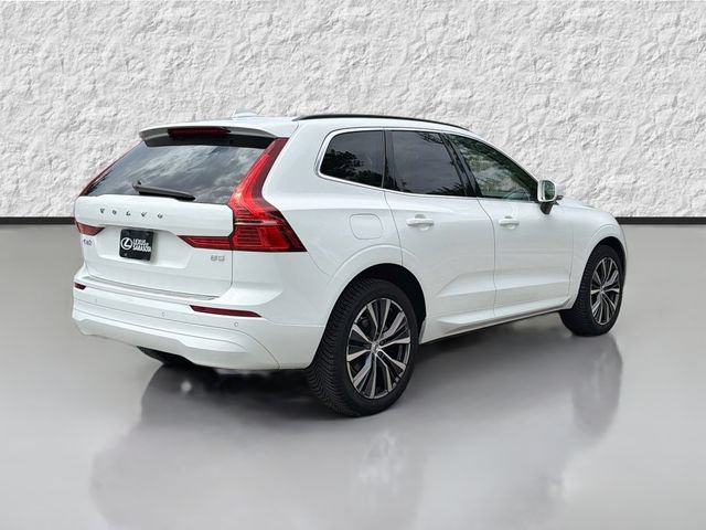 Used 2022 Volvo XC60 B5 Momentum w/ Protection Package Premier FWD image 3