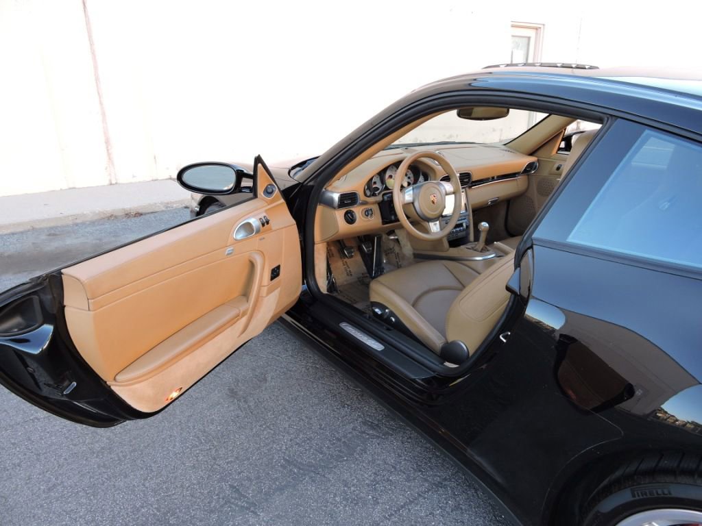 Used 2006 Porsche 911 Carrera 4S image 2
